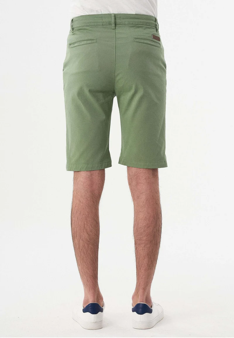Slim Chino-Shorts aus Bio-Baumwolle
