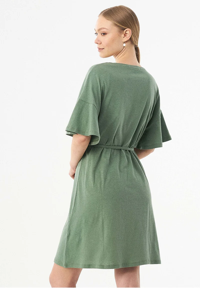 Jerseykleid aus Bio-Baumwolle und Leinen