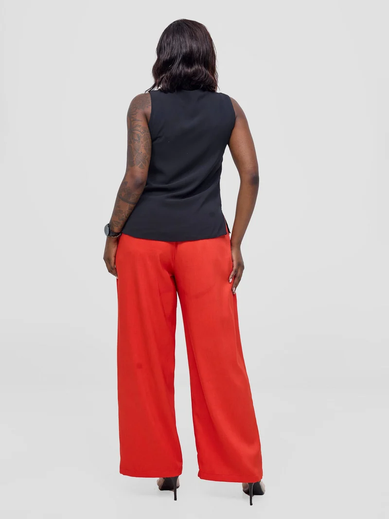 Vivo Niari Sleeveless Top In Chiffon - Black
