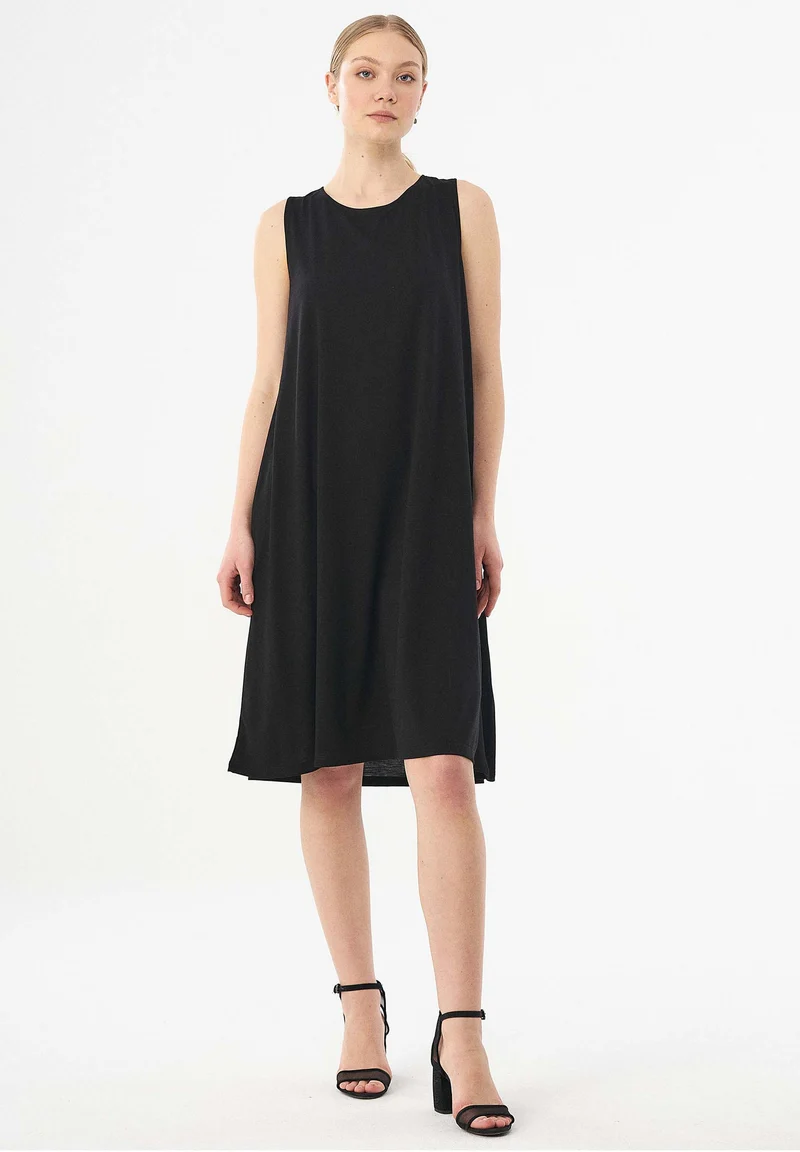 Jerseykleid aus REPREVE® und LENZING™ ECOVERO™