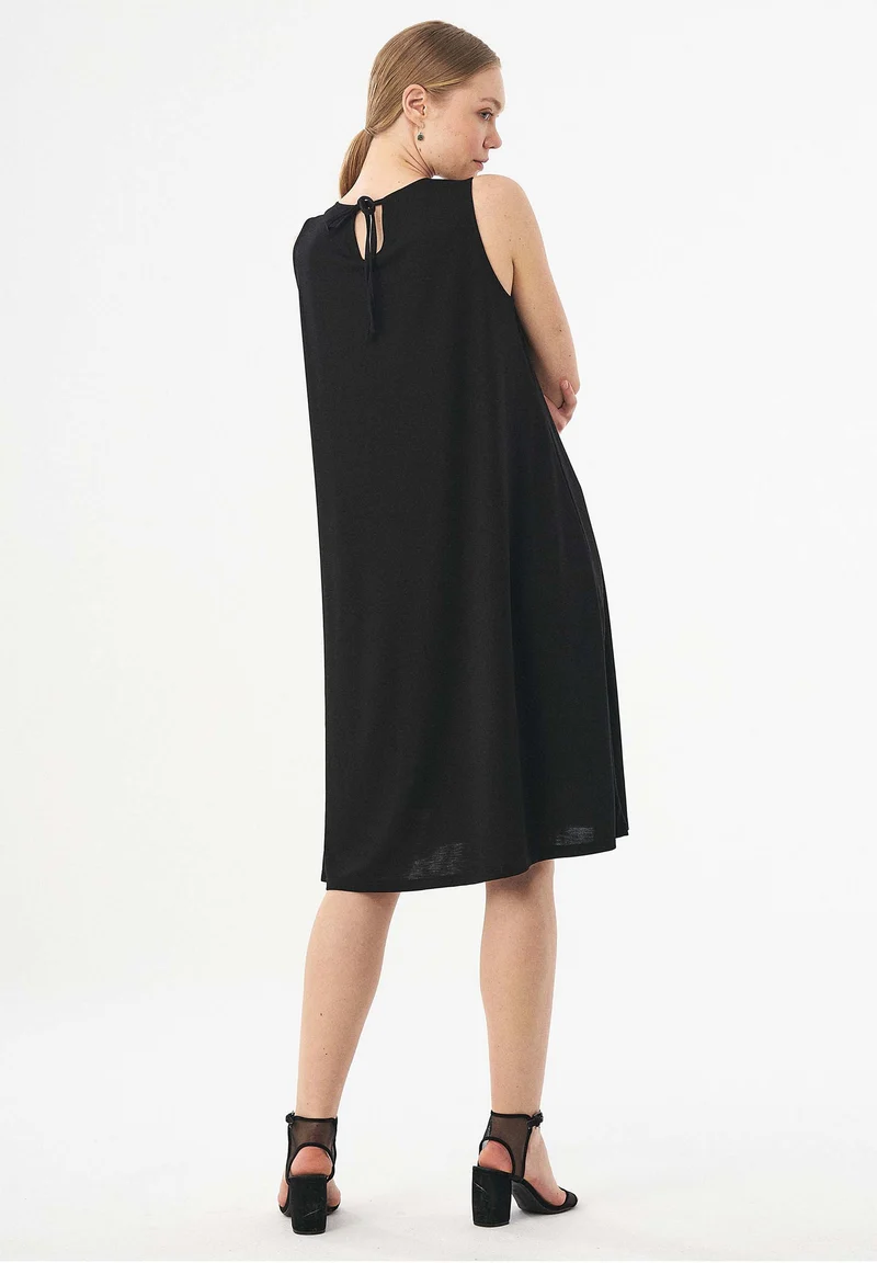 Jerseykleid aus REPREVE® und LENZING™ ECOVERO™