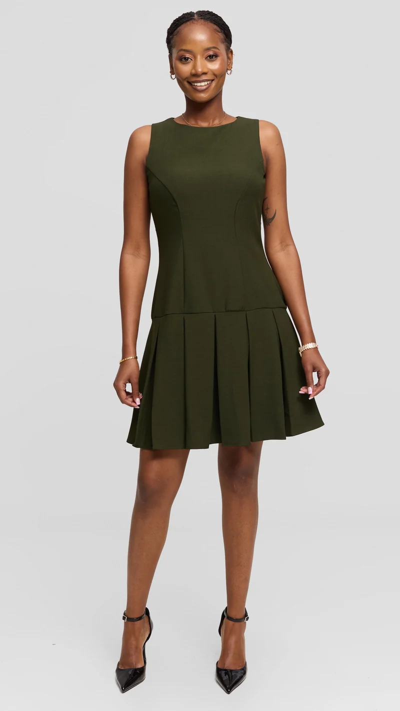 Vivo Niari Pleated Dress in Crepe - Hunters Green