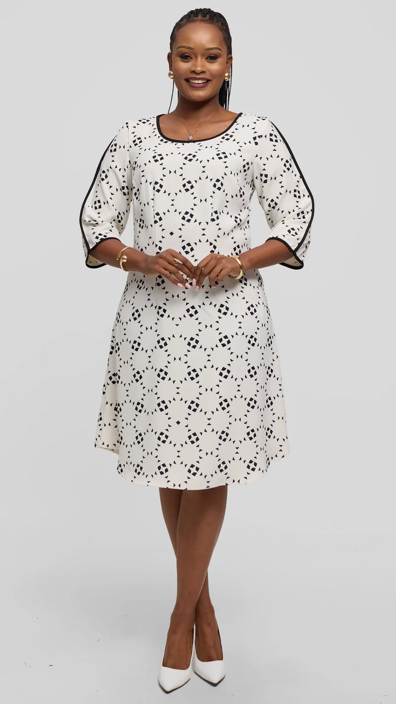Vivo Pendo 3/4 Sleeve A Line Dress in Twill - Off White / Black Talo Print