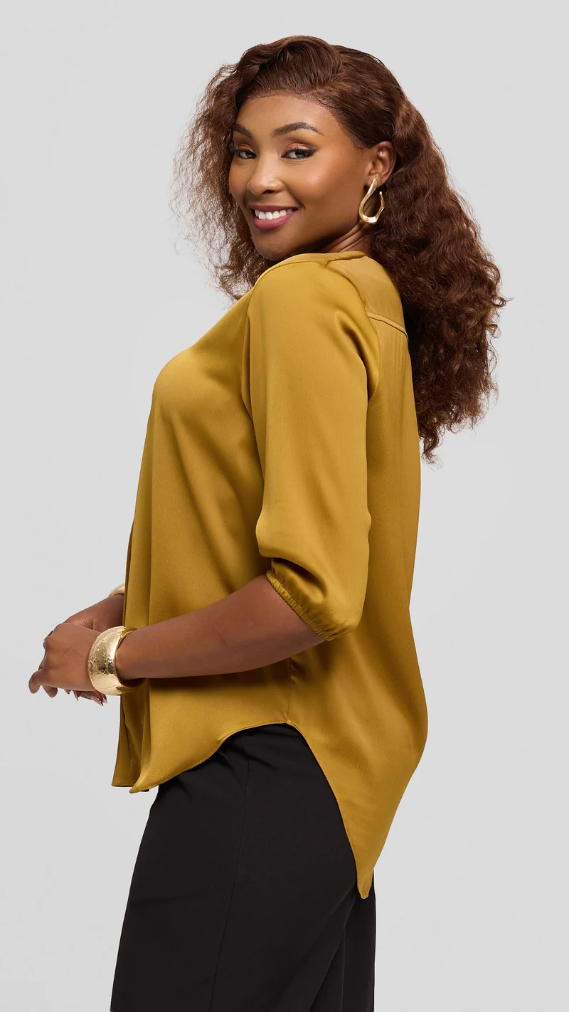 Vivo Dua Shirt in Textured Satin - Dark Olive