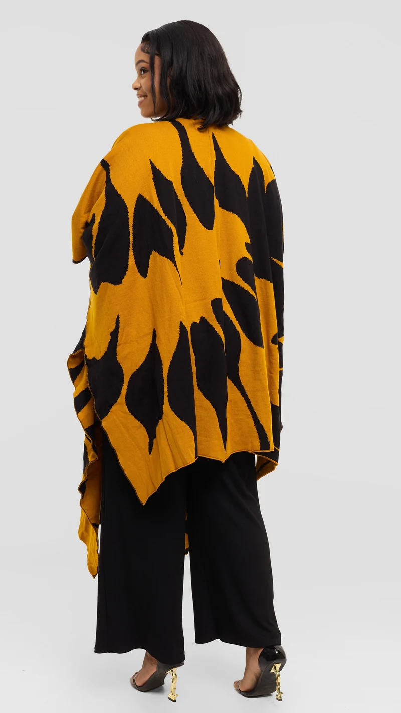 Vivo Reversible Poncho without Fringes - Mustard / Black Pepeo Print