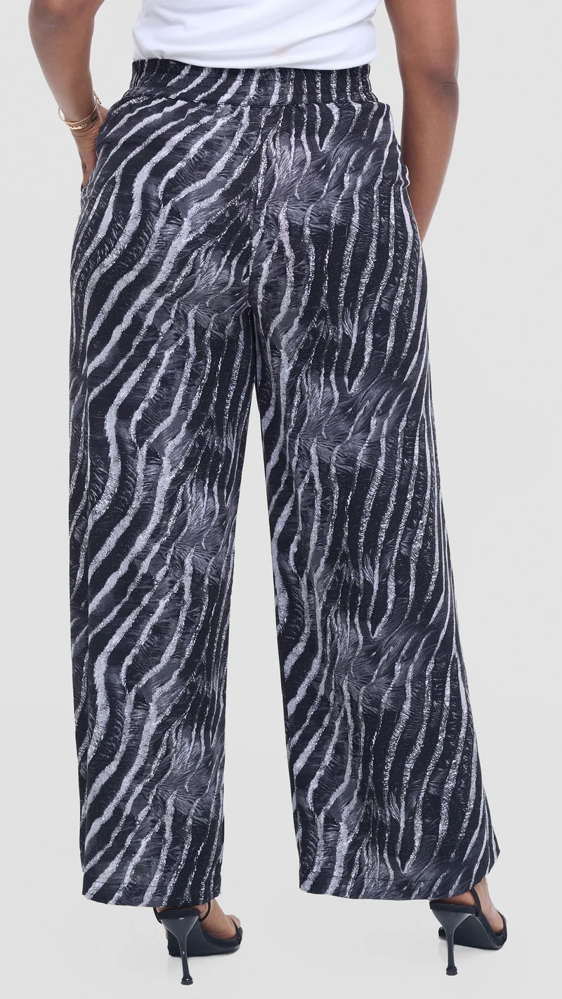 Vivo Maisha Straight Leg Pants In Crepe - Grey / Black Abstract Print