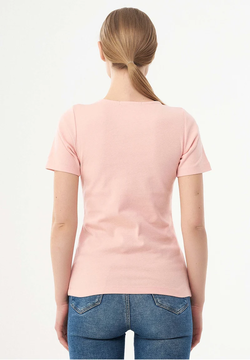 Geripptes T-Shirt aus Bio-Baumwolle mit V-Ausschnitt