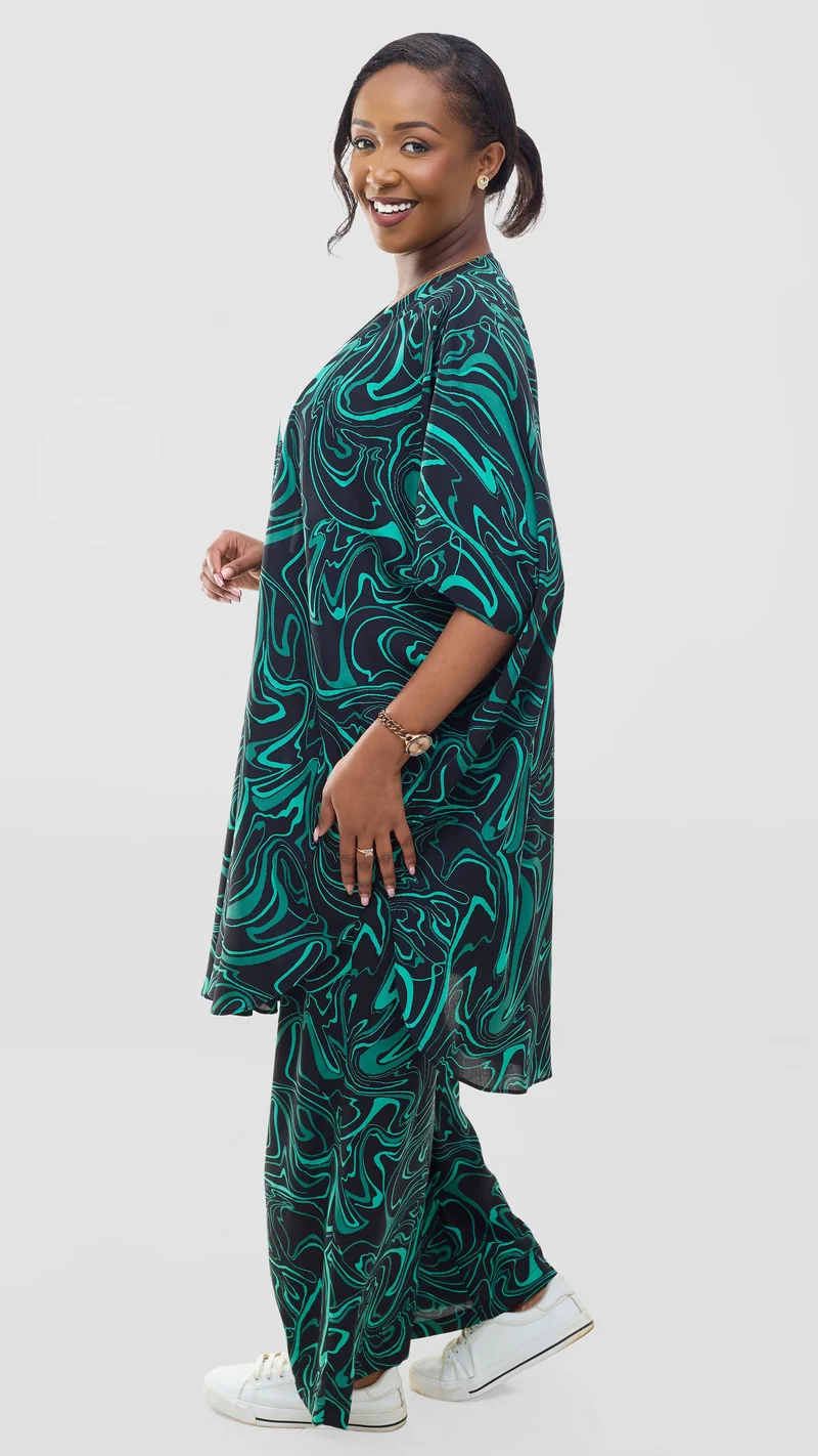 Vivo Samira Wide Kimono - Black / Green Print