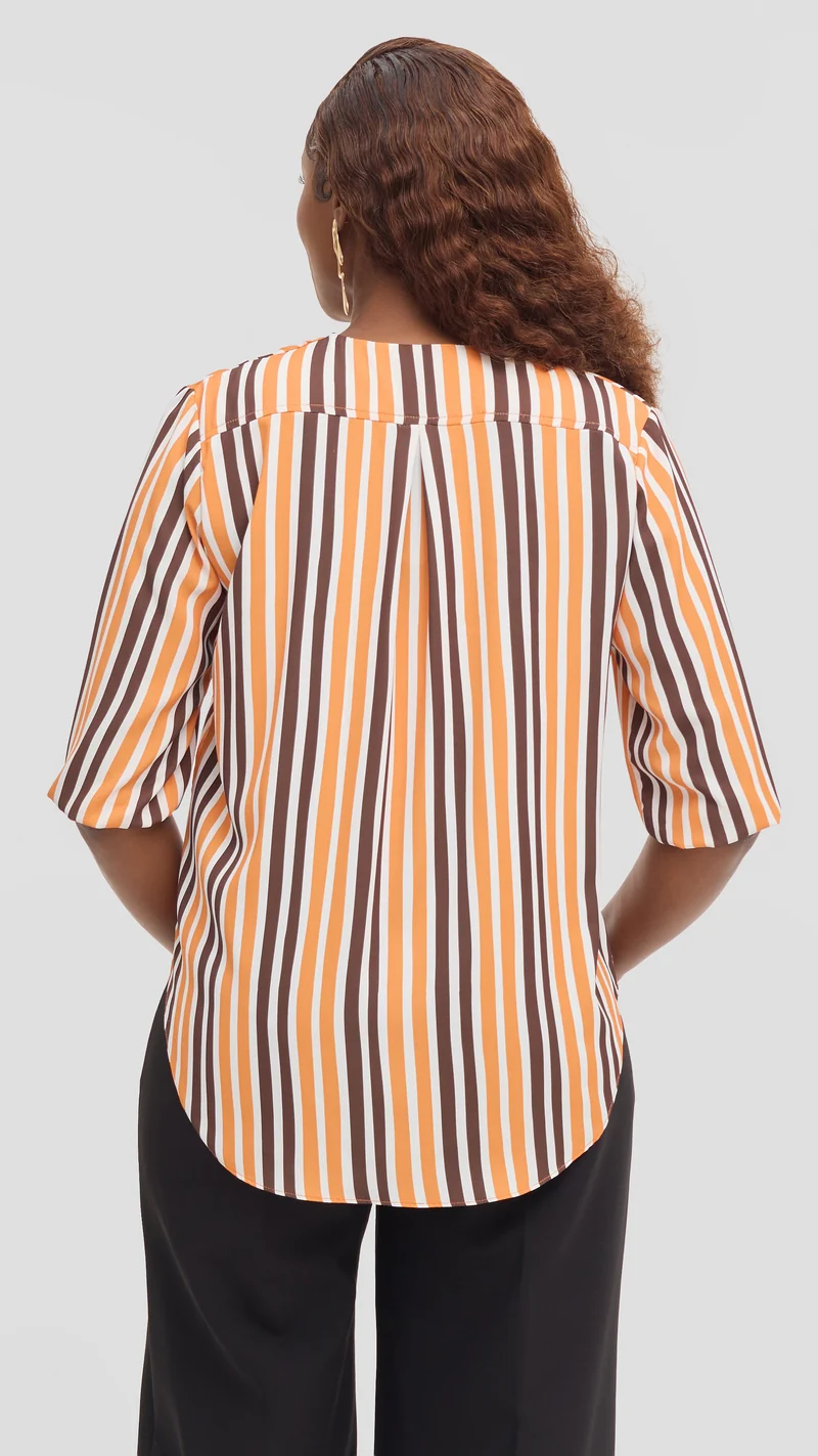 Vivo Dua 3/4 Sleeved V Neck Shirt in Crepe - Orange / Chocolate Yani Print