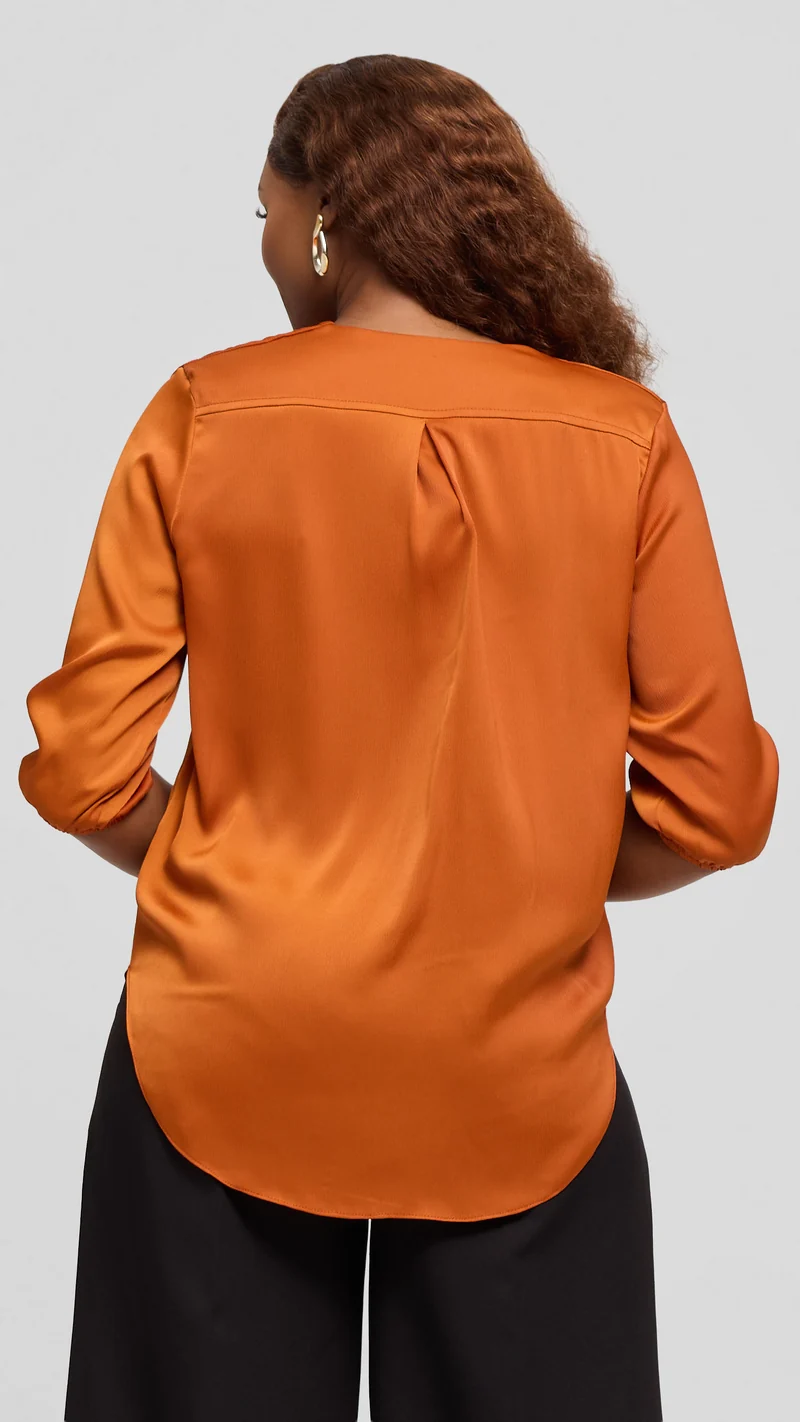 Vivo Dua Shirt in Textured Satin - Rust