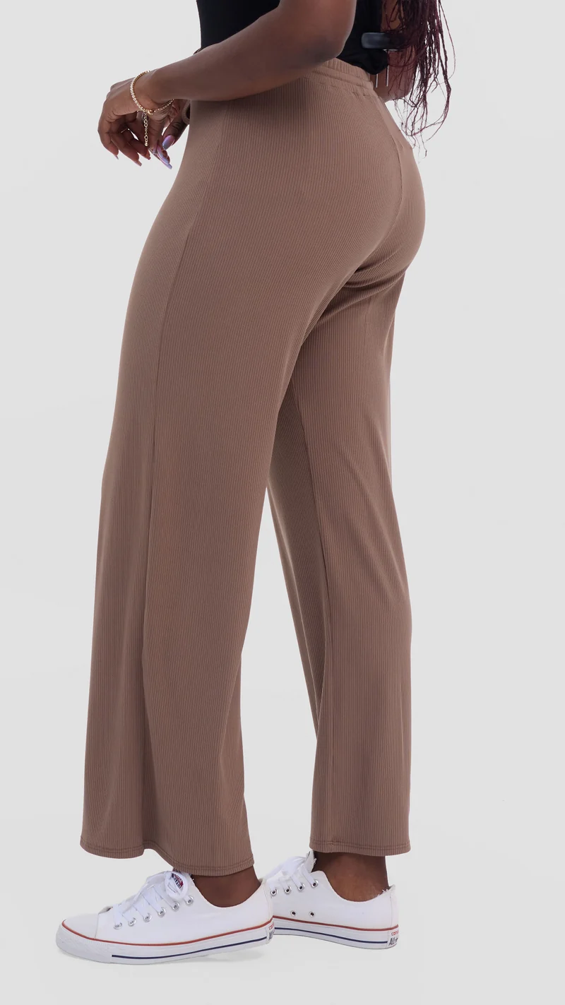 Vivo Studio Lounge Pants in Rib - Dark Taupe