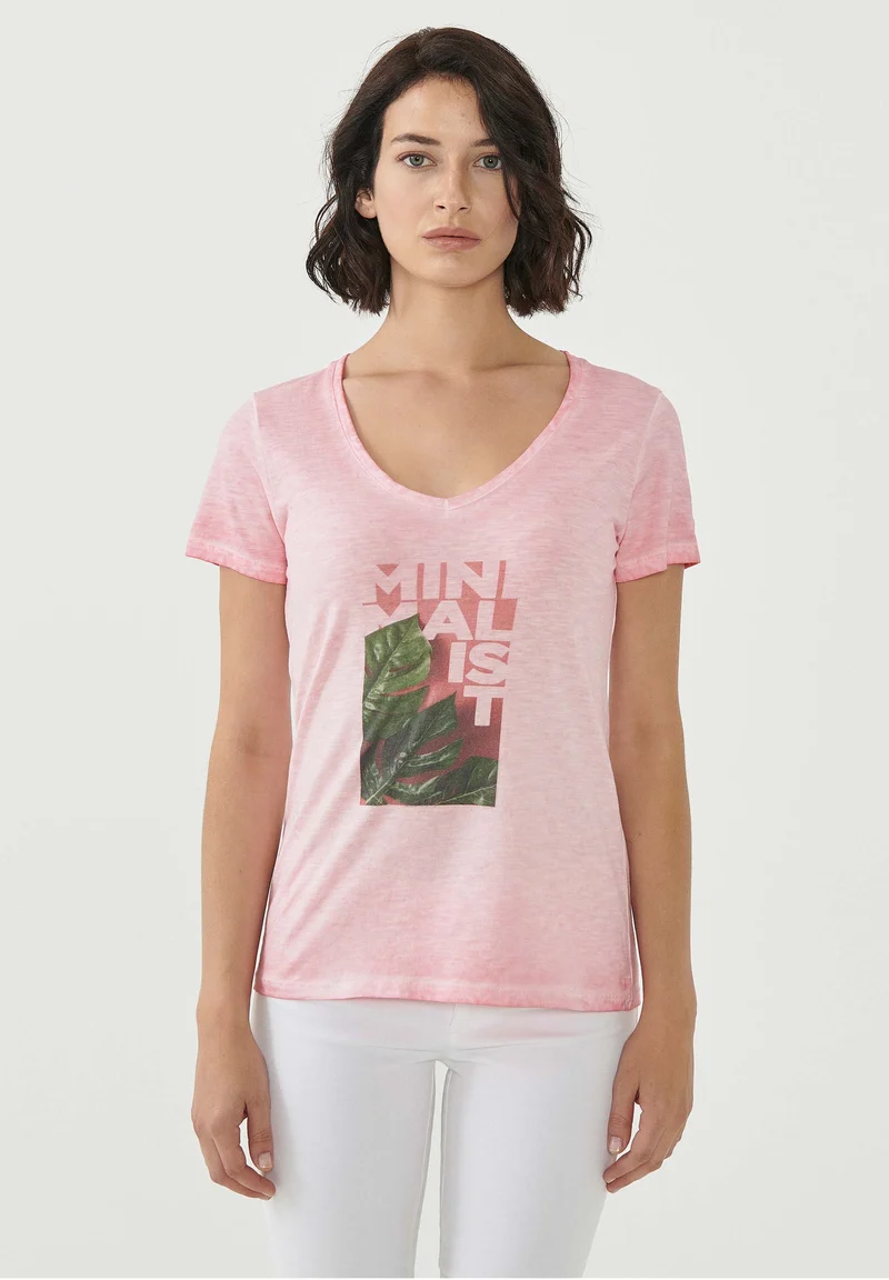 Garment Dyed T-Shirt aus Bio-Baumwolle mit Print