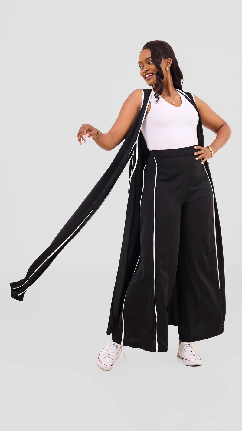 Vivo Nuru Sleeveless Maxi Kimono in Crepe - Black