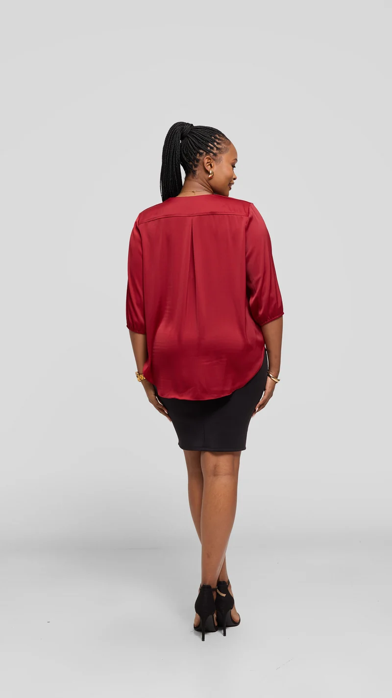 Vivo Dua Shirt in Textured Satin - Dark Red