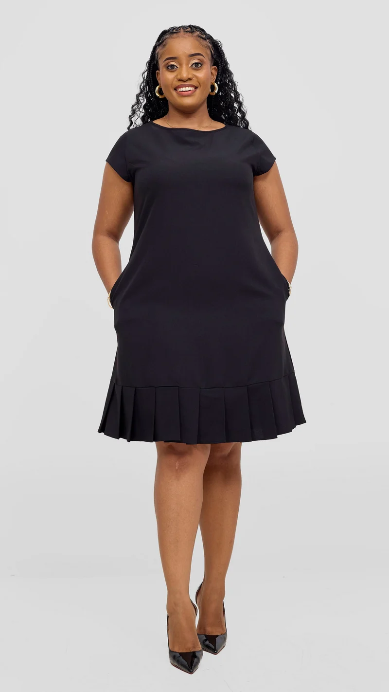 Vivo Diella Pleated Dress - Black