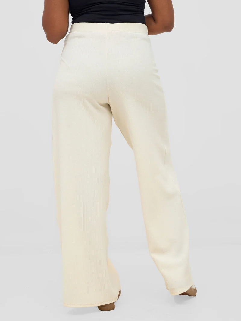 Vivo Chela Wide Leg Pants in Stretch Rib - Off White