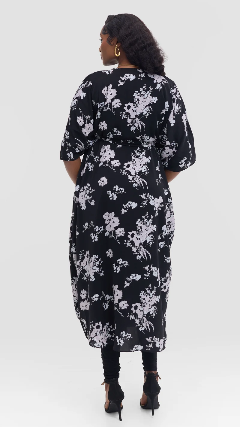 Vivo Scalloped Kimono in Crepe - Black / Grey Print