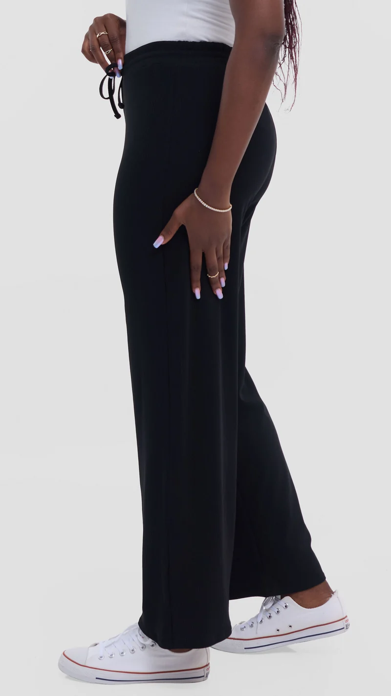 Vivo Studio Lounge Pants in Rib - Black