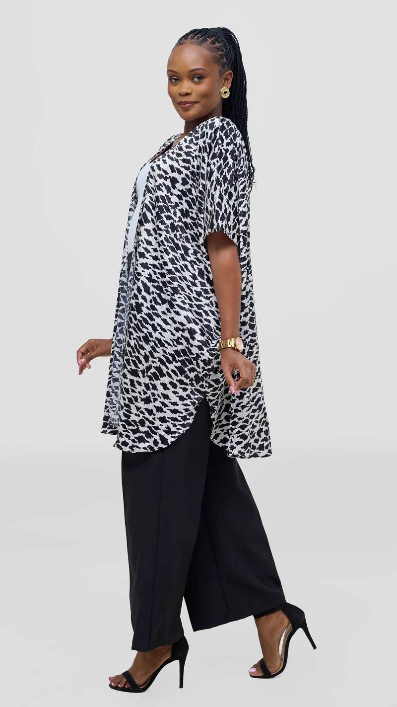 Vivo Samira Wide Satin Kimono - Cream / Black Print
