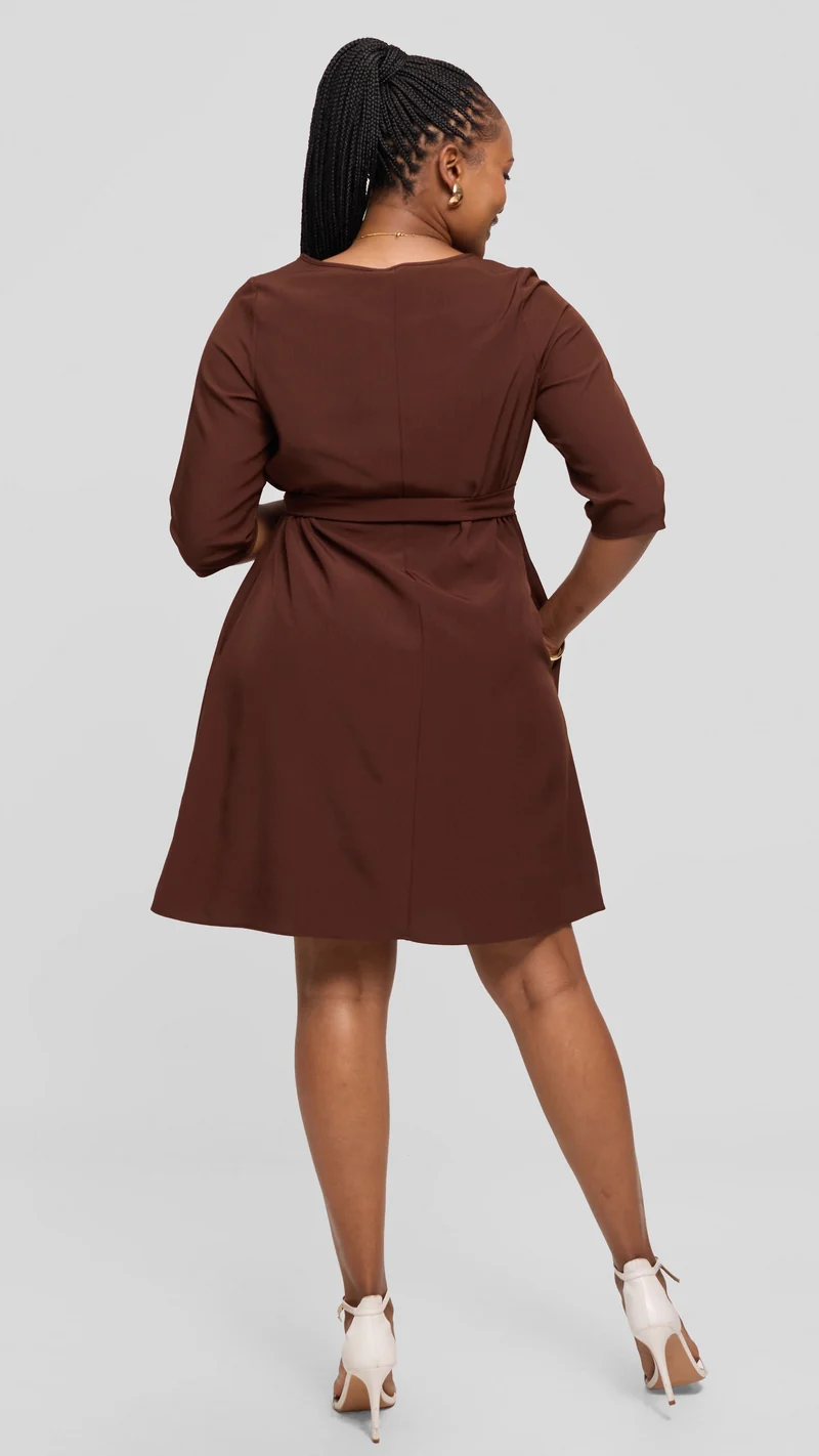 Vivo Laika 3/4 Sleeve Tent Dress in Crepe - Chocolate