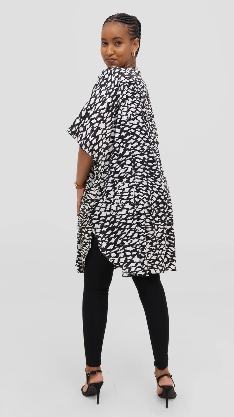 Vivo Samira Wide Satin Kimono - White / Black Print