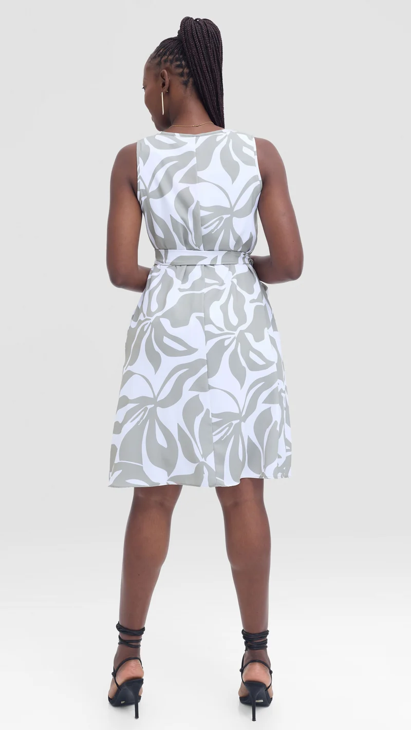 Vivo Basic Sleeveless Tent Dress in Crepe - White / Olive Print