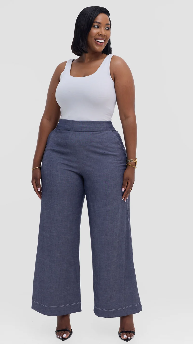 Vivo Contrast Stitch Pants in Denim - Dark Blue