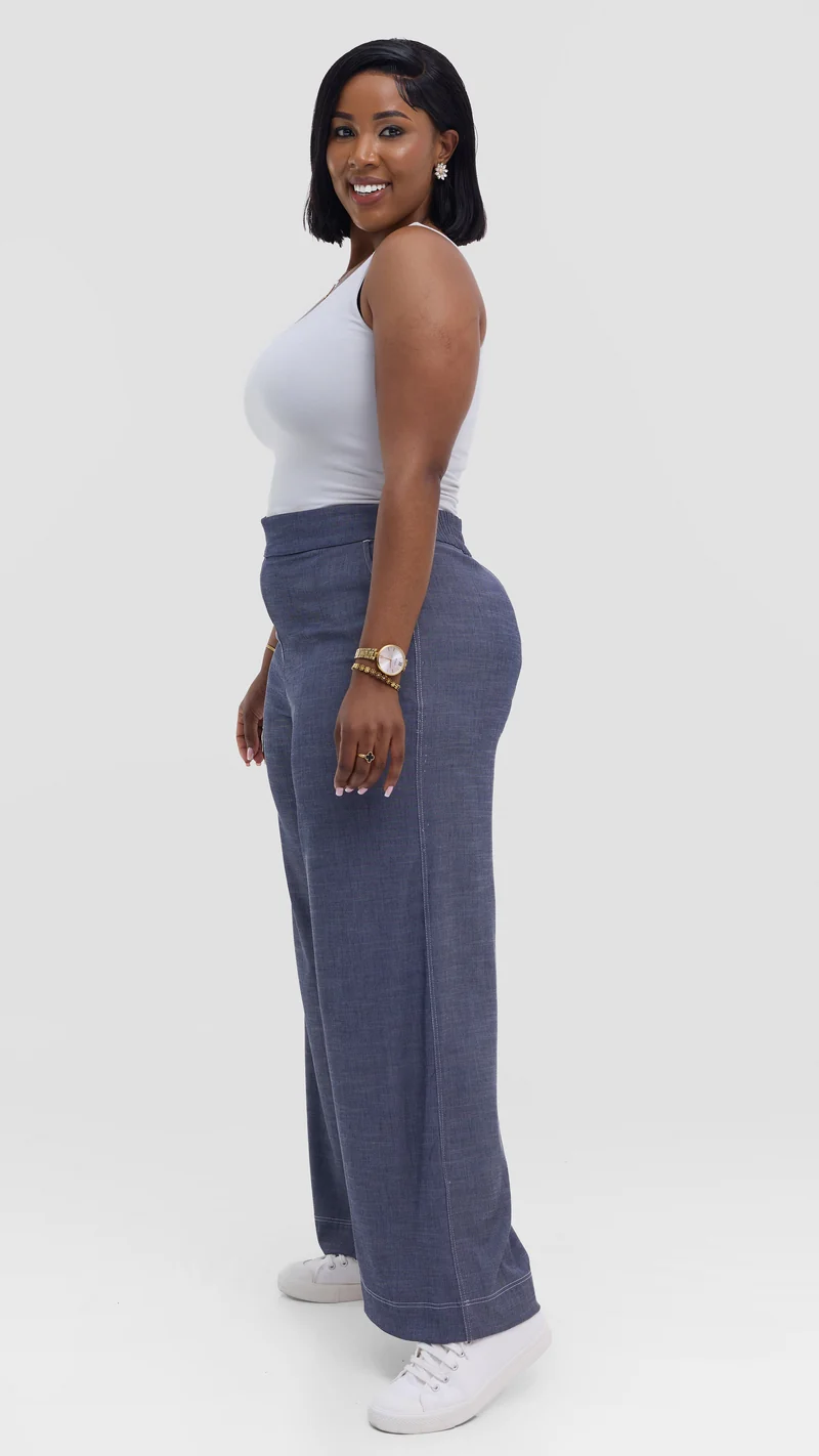 Vivo Contrast Stitch Pants in Denim - Dark Blue