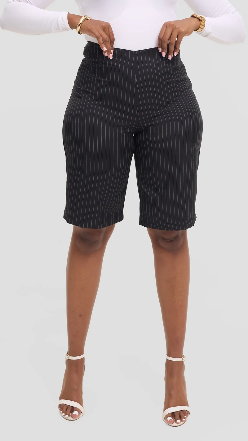 Vivo Studio Longline Shorts in Crepe - Black Stripes