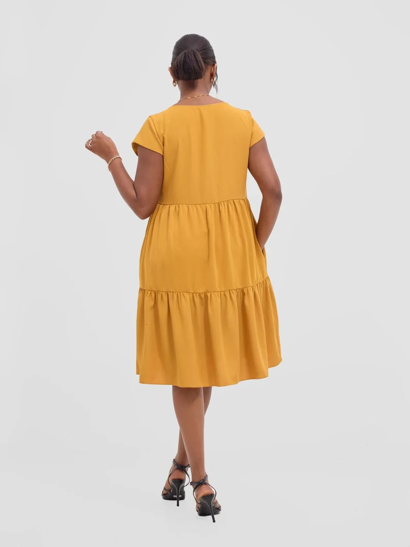 Vivo Pelia Round Neck Dress - Mustard