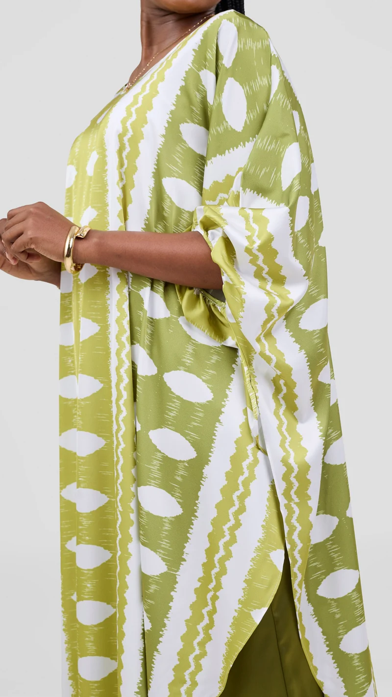 Vivo Essi Scalloped Top - White / Olive Print