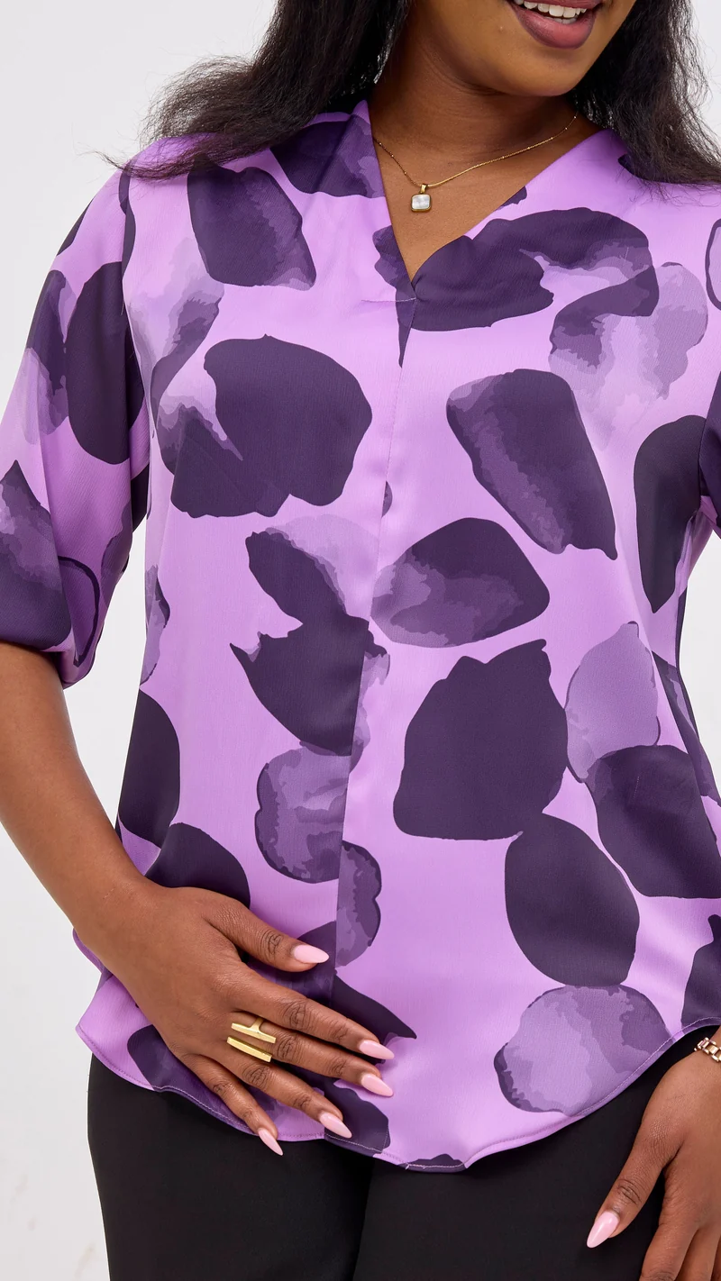 Vivo Dua 3/4 Sleeved V Neck Shirt - Lilac / Eggplant Arisi Print