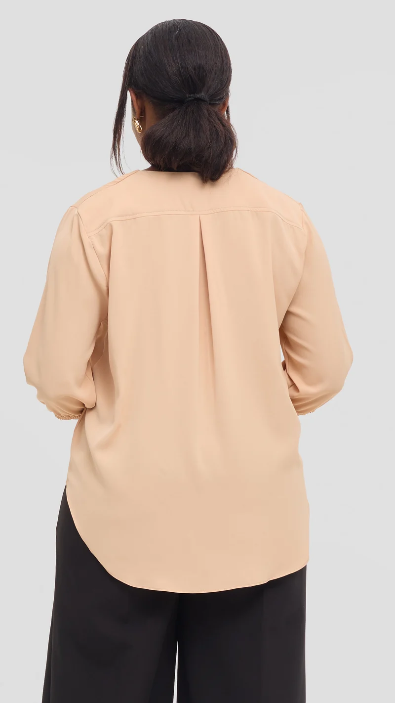 Vivo Dua 3/4 Sleeved V Neck Shirt in Crepe - Beige