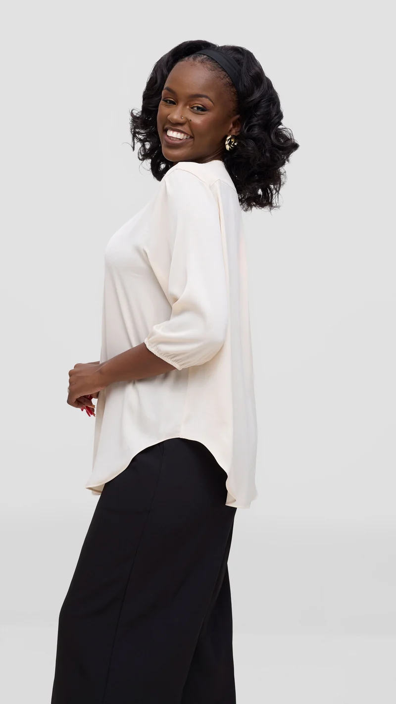 Vivo Dua Shirt in Textured Satin - Buttermilk