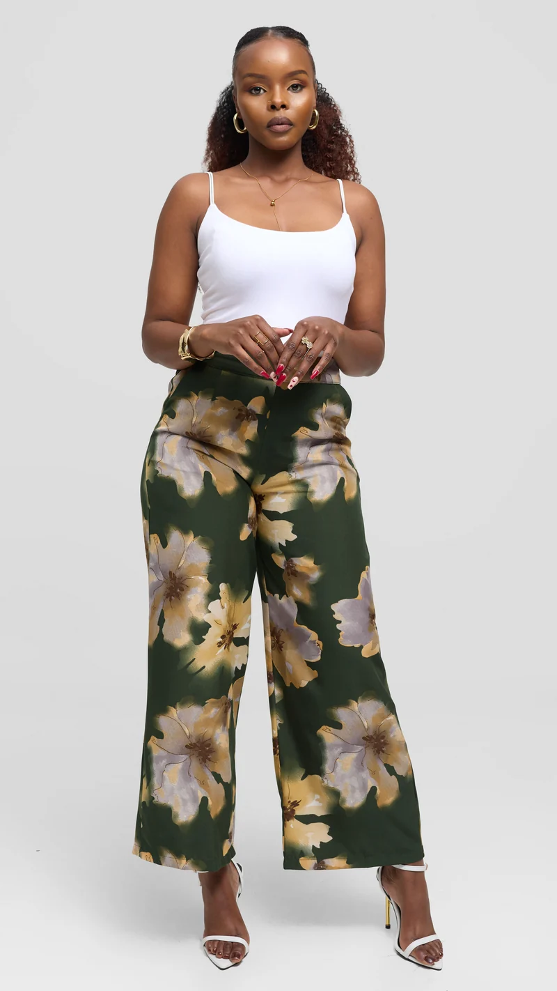 Vivo Maisha Straight Leg Pants in Crepe - Green / Brown Print