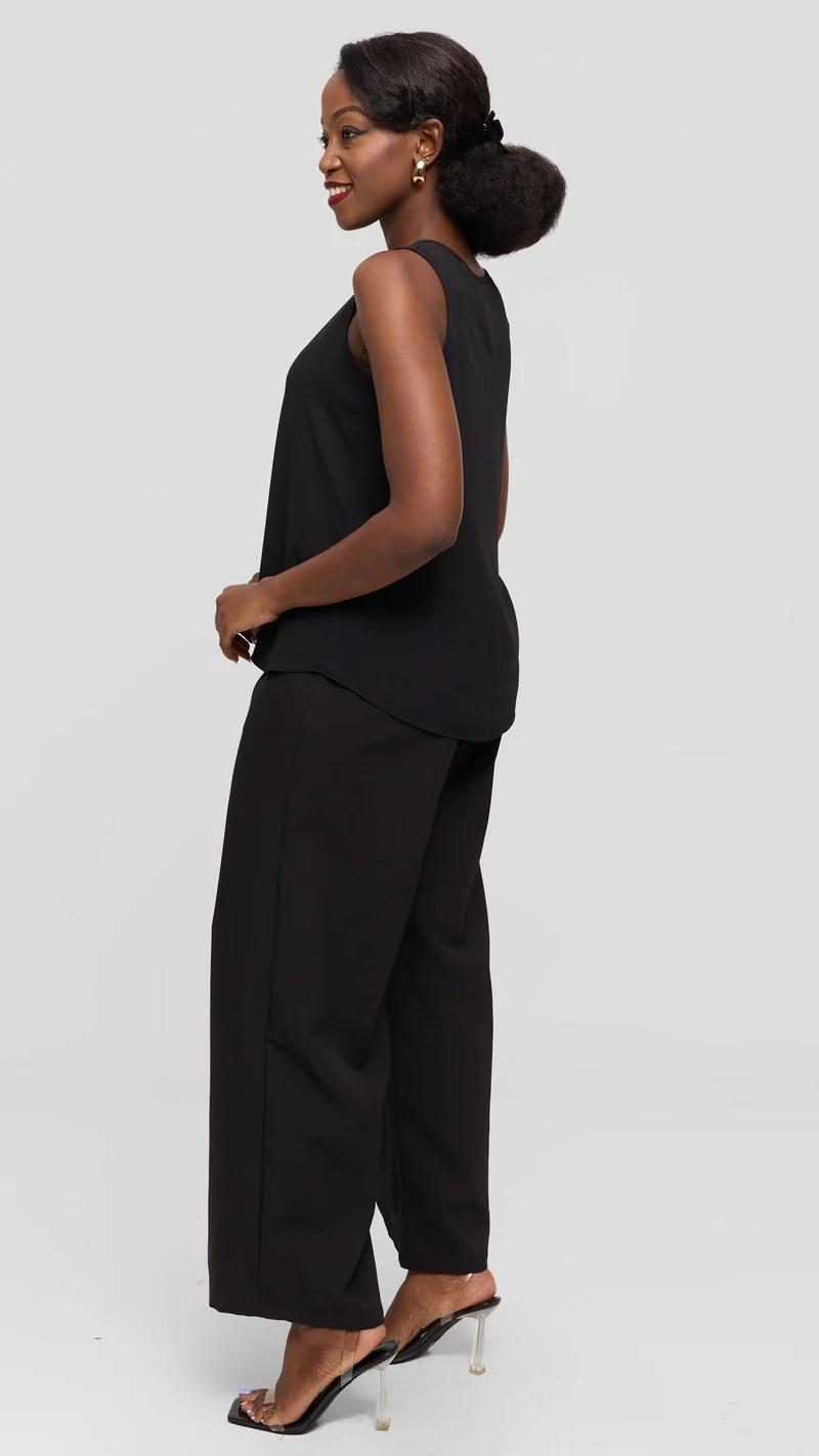 Vivo Sierra Sleeveless Double Layered Top in Chiffon - Black