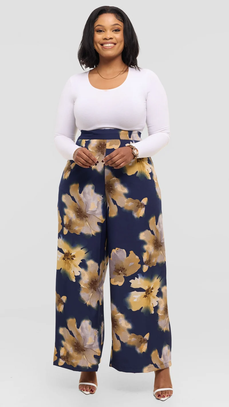 Vivo Maisha Straight Leg Pants in Crepe - Navy / Brown Print