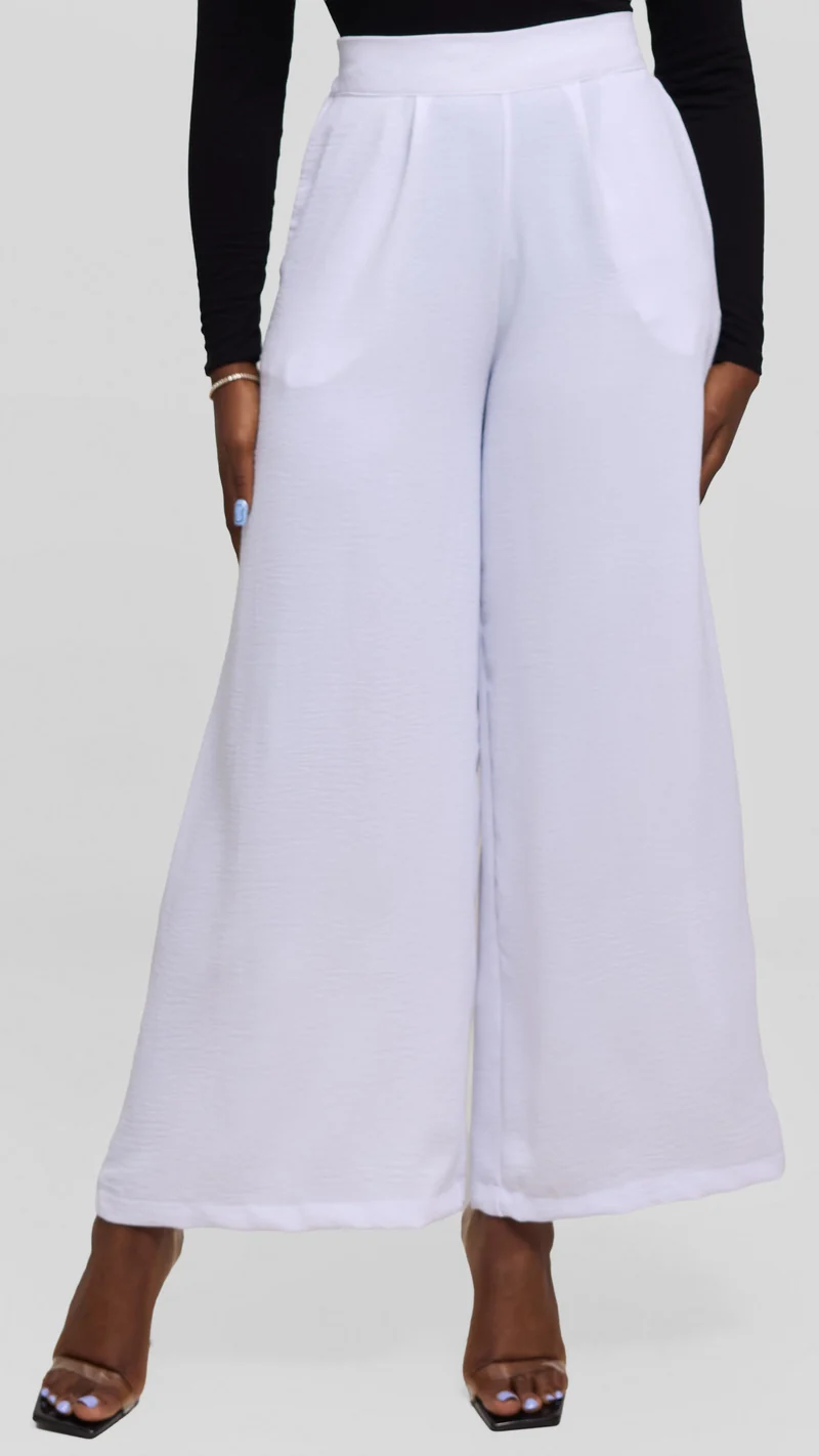 Vivo Wide Leg Pants in Textured Crepe - Off White
