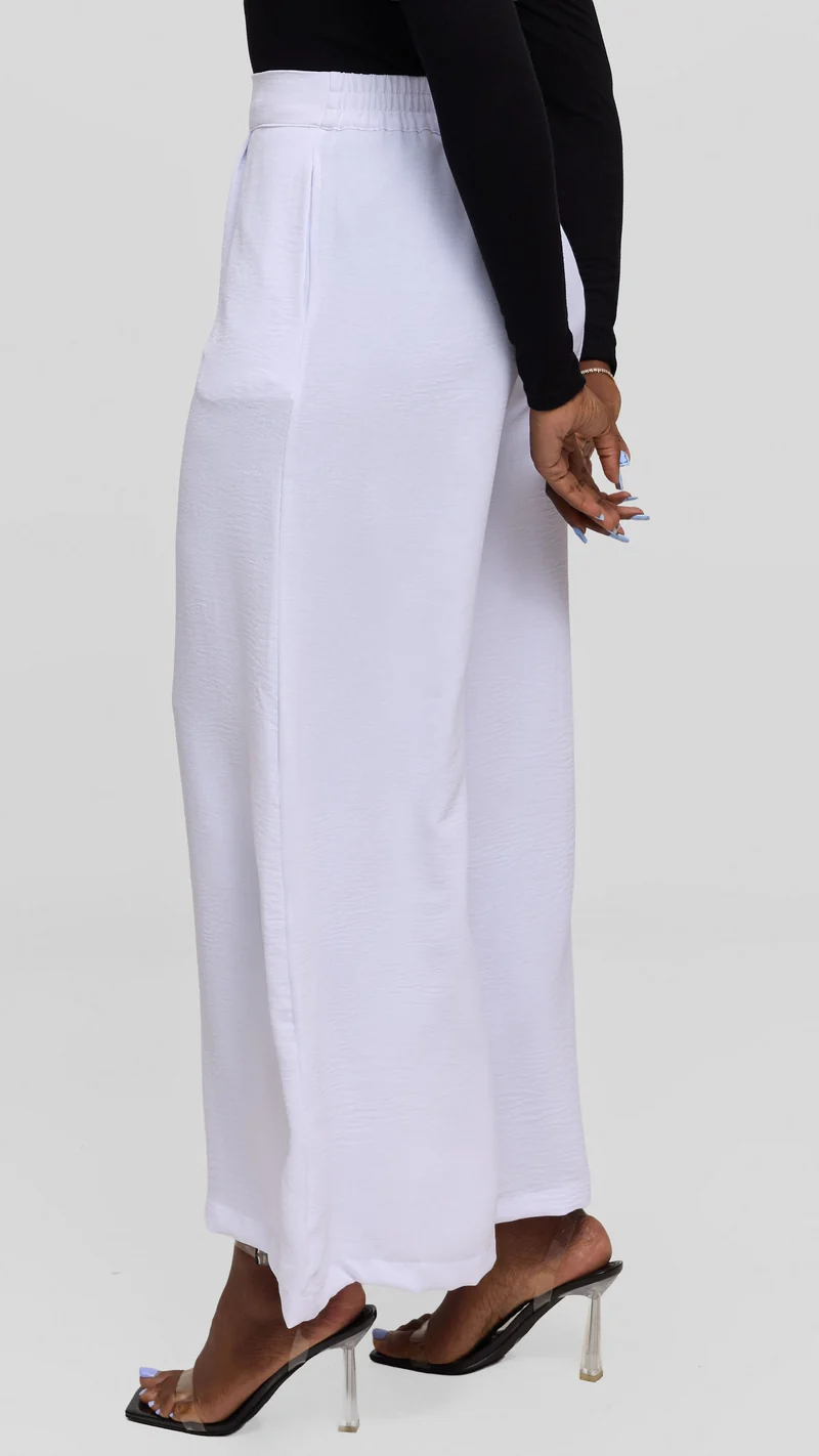 Vivo Wide Leg Pants in Textured Crepe - Off White