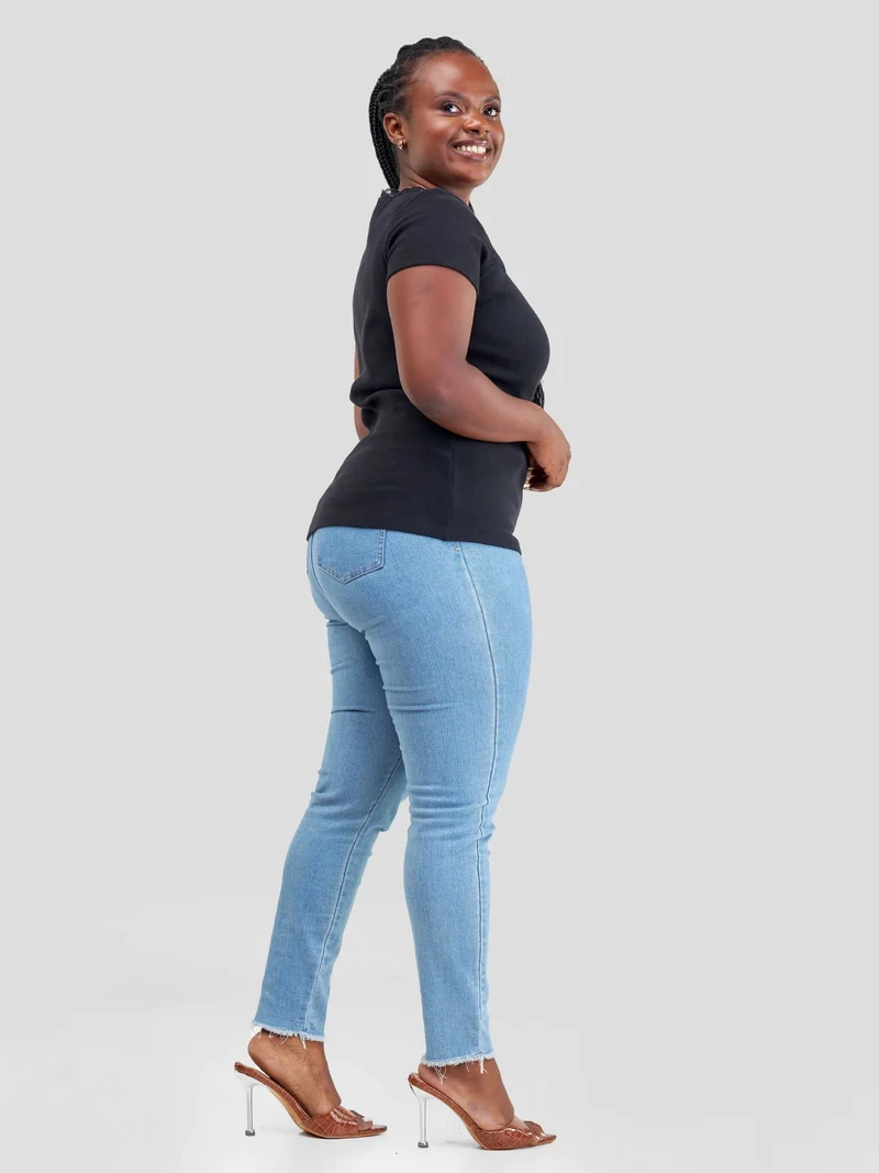 Hessed Short Sleeved Squired Neck Top - Black