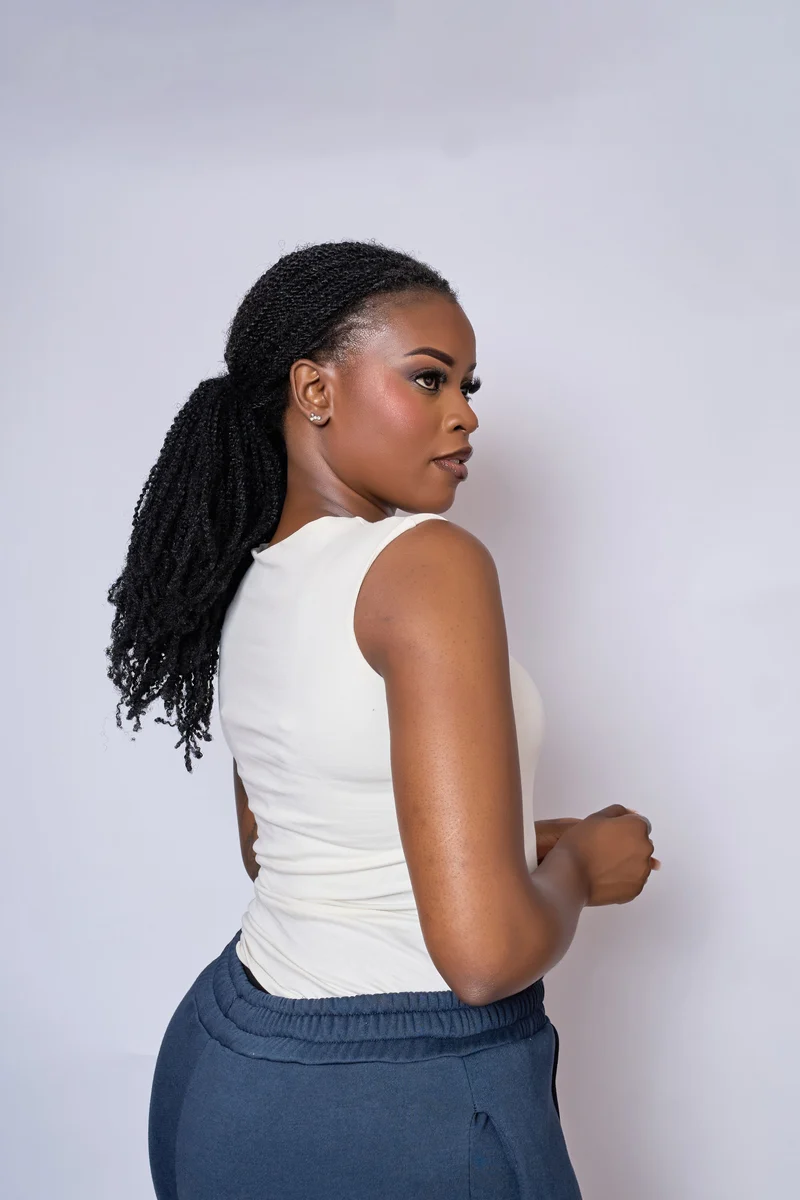 Plainchic Sleeveless Top – White