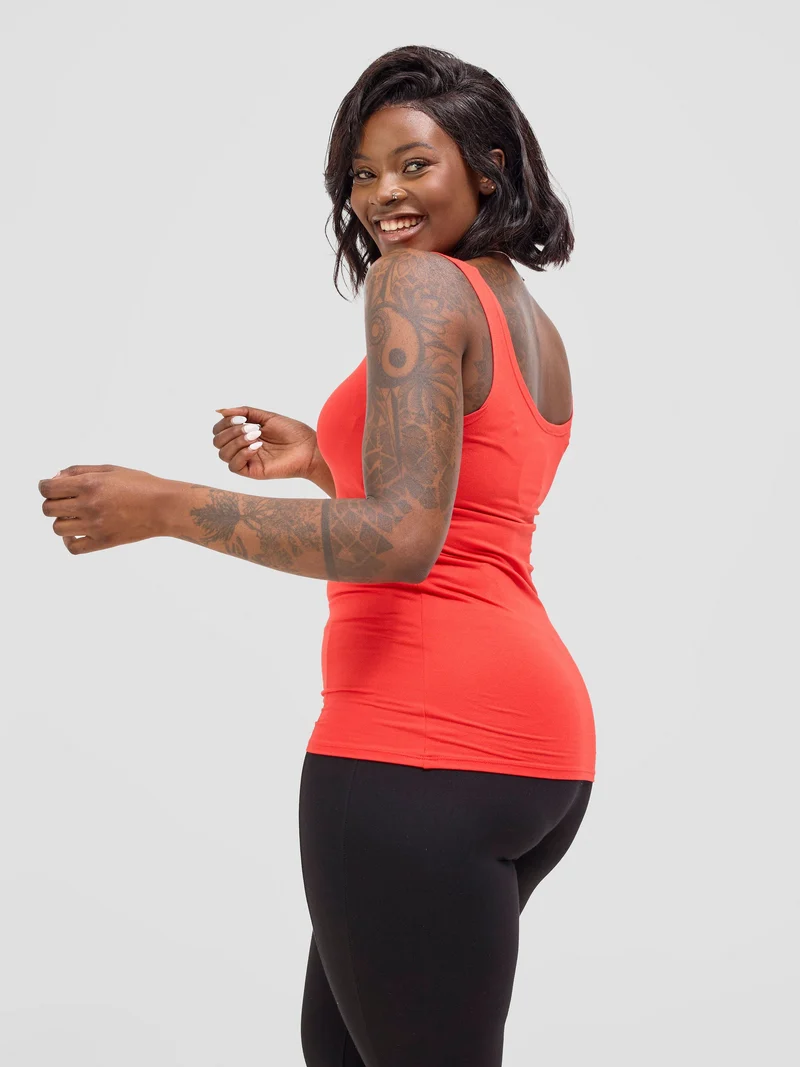 Vivo Basic Tank Top in Jersey - Red