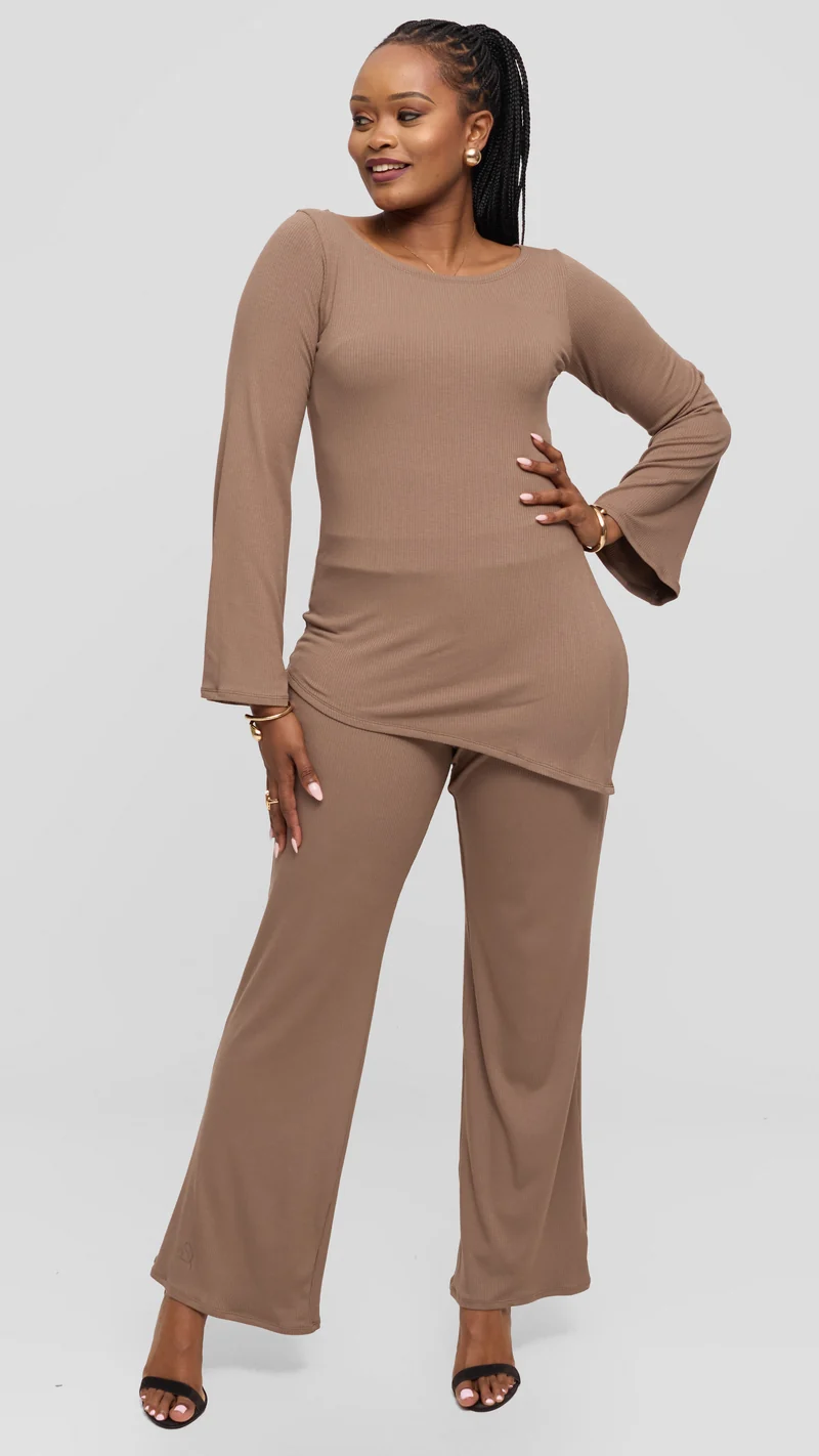 Vivo Studio Bell Sleeve Tunic Top in Rib - Taupe