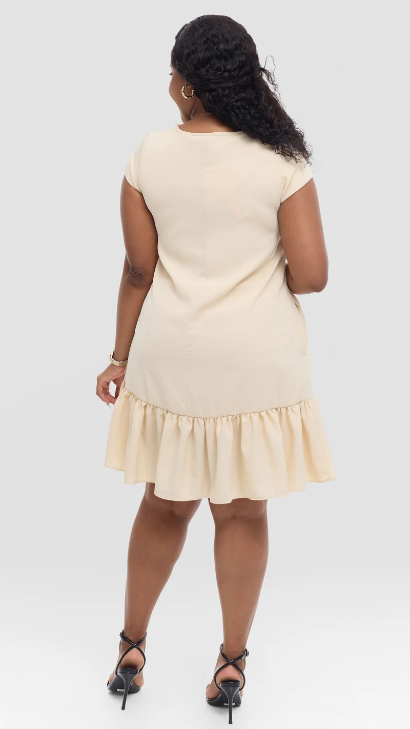 Vivo Dalia Cap Sleeve Gathered Dress in Crepe - Buttermilk