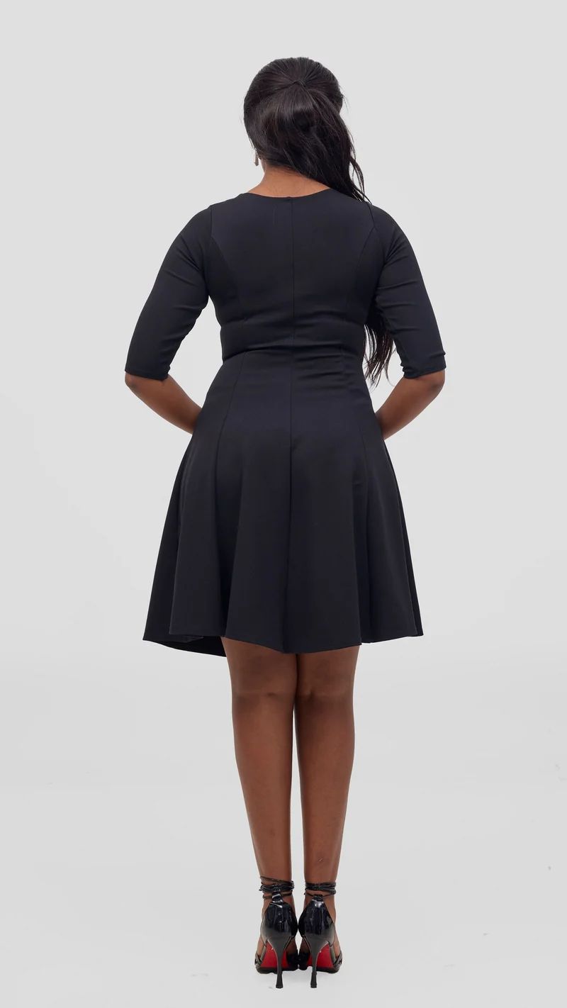 Vivo Aleri A-Line Pleated Dress - Black