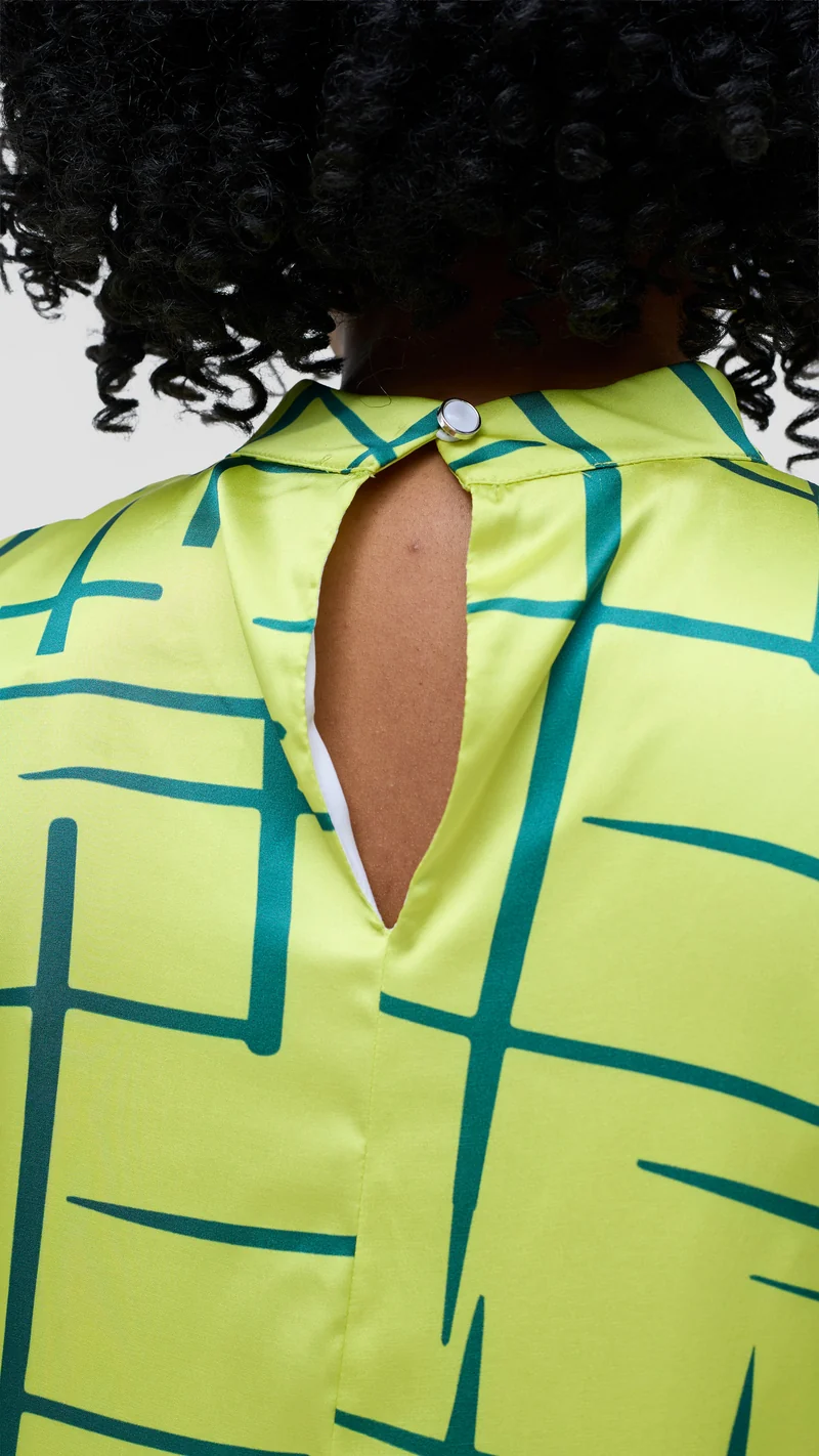 Vivo Thando Mock Neck Maxi Dress - Lime / Green Aria Print