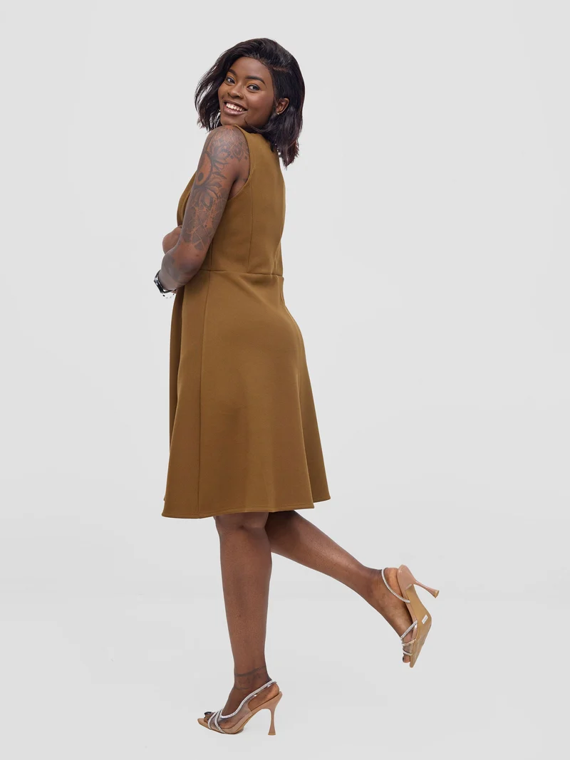 Vivo Niari Boat Neck Dress - Dark Tan