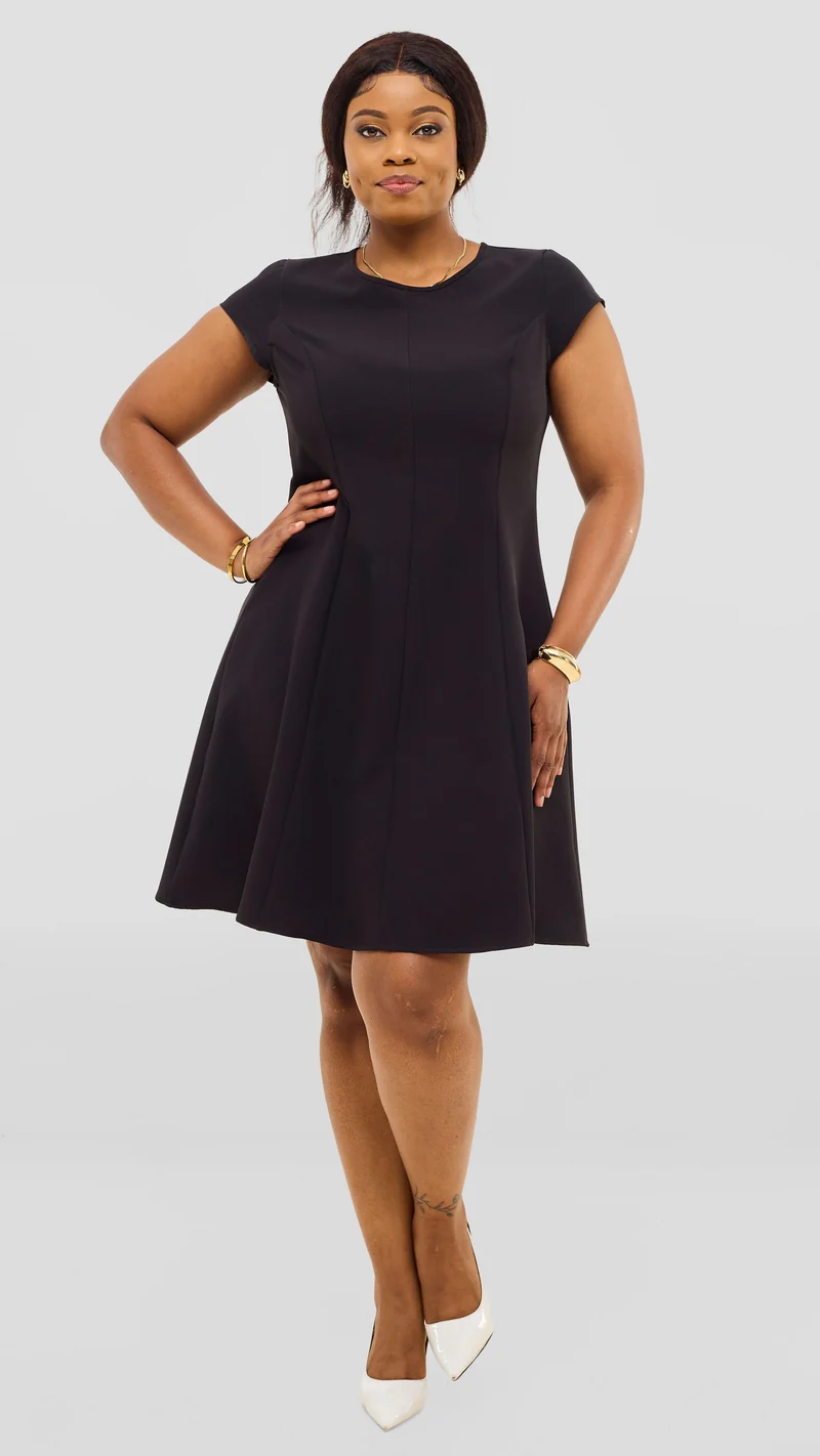 Vivo Zelda Panelled Dress In Crepe - Black