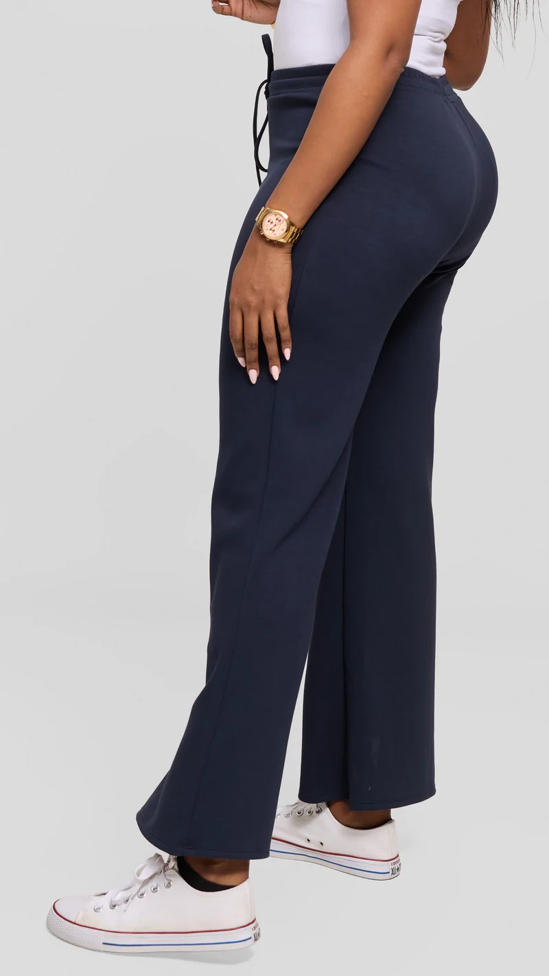 Vivo Straight Pants in Scuba - Navy