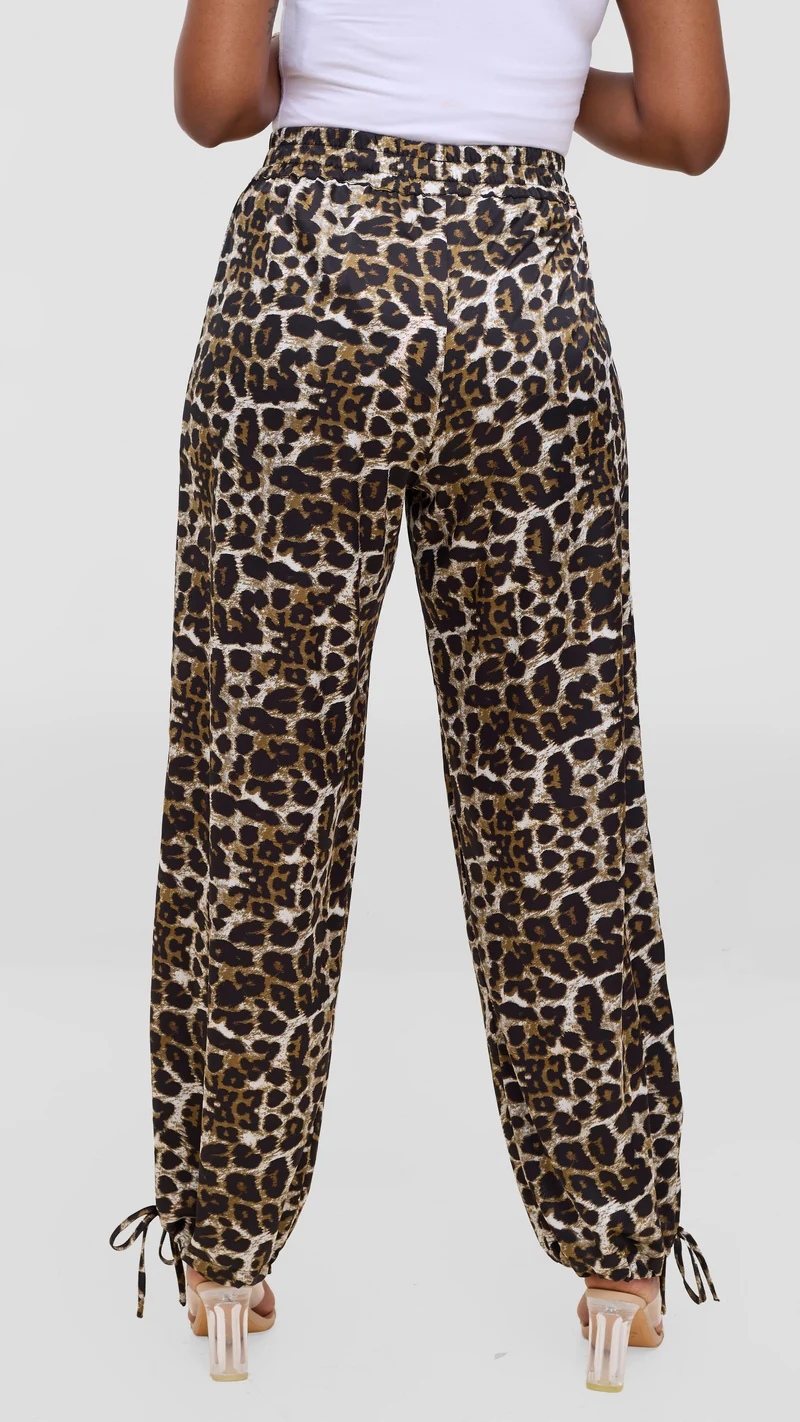 Vivo Liora Drawstring Pants In Satin - Dark Olive / Black Print